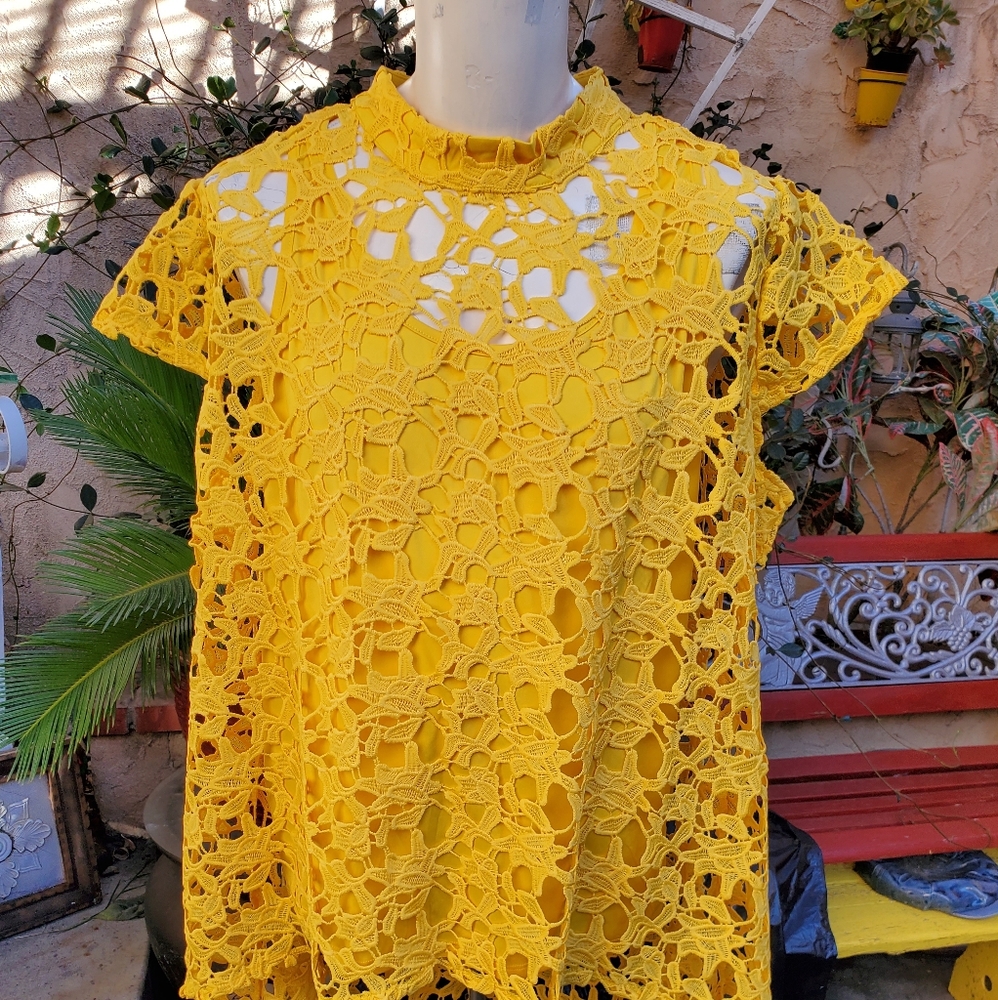 Kate & Mallory Lace High Low Yellow Blouse